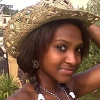 Perfil de Sharlyne